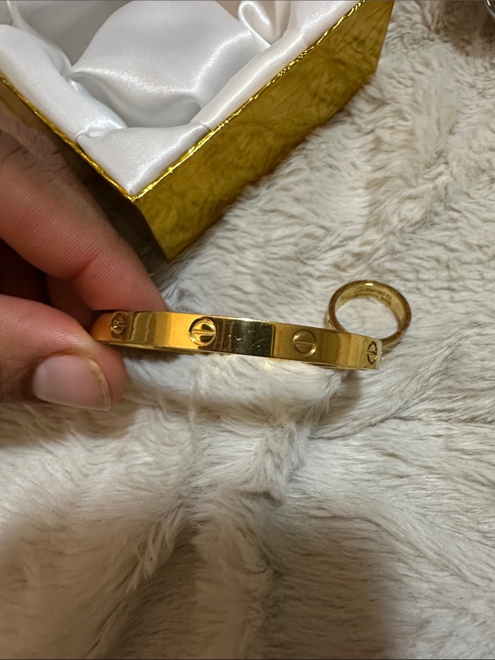 Gold-Tone Women's Bracelet and Ring Set